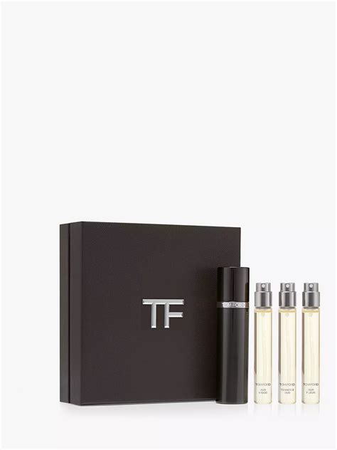 tom ford travelling beauty set.